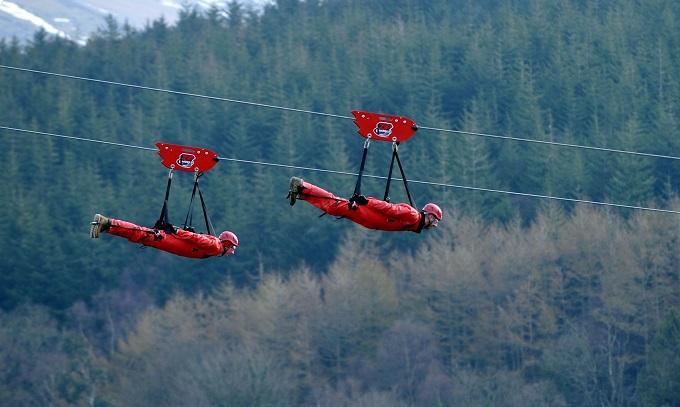 Northwest Surgeons vet practice members taking part in a zipwire fundrasing event for BSAVA PetSavers